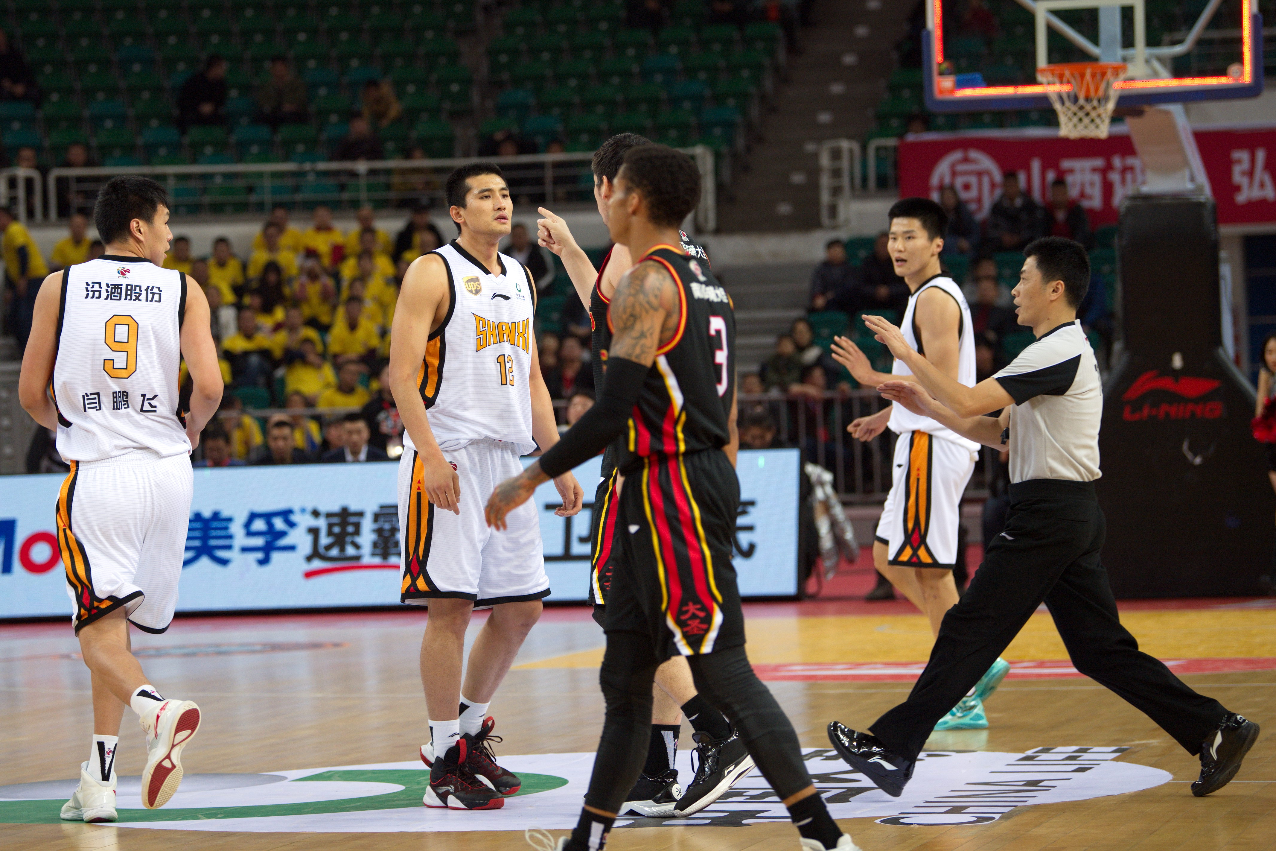 迫与中路渗 迫与中路渗